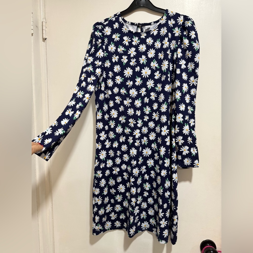 Old Navy Floral Long Sleeve Dress